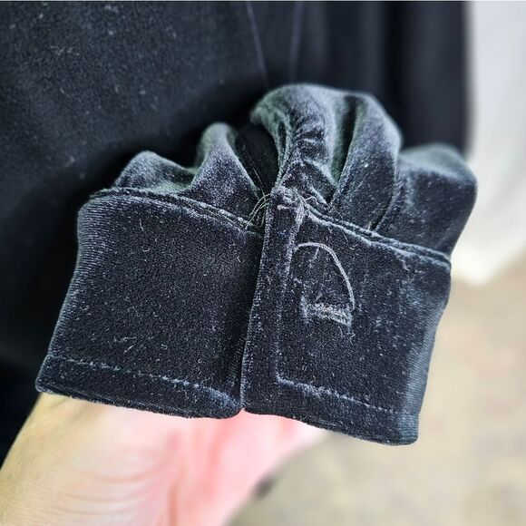 CLIO Black Vintage Velour Rose Button Down Shirt Size Medium - Picture 8 of 9